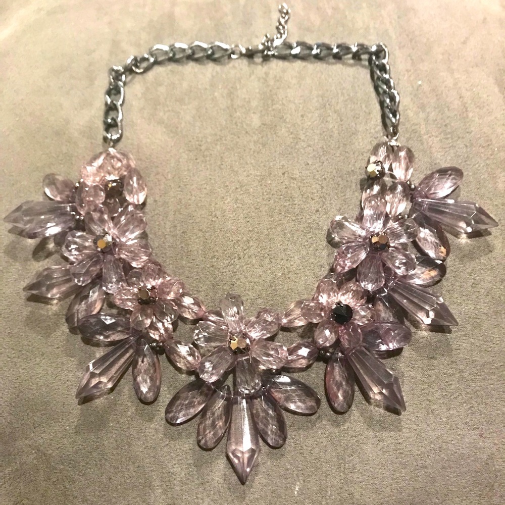 Statement Flower Necklace NWOT